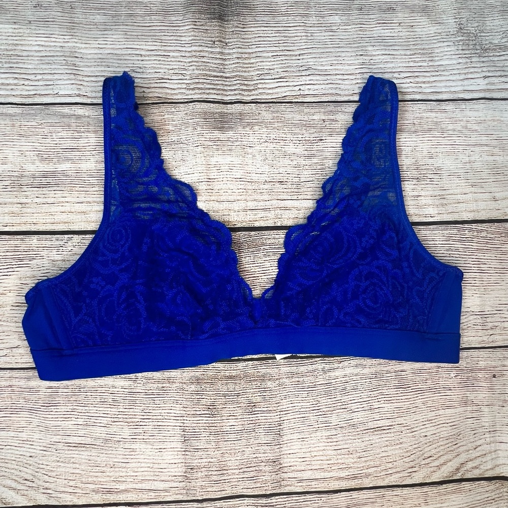 VS PINK BRALETTE
